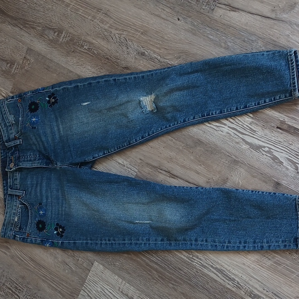 Lucky Brand Embroidered Jeans  Size 10/30" waist
